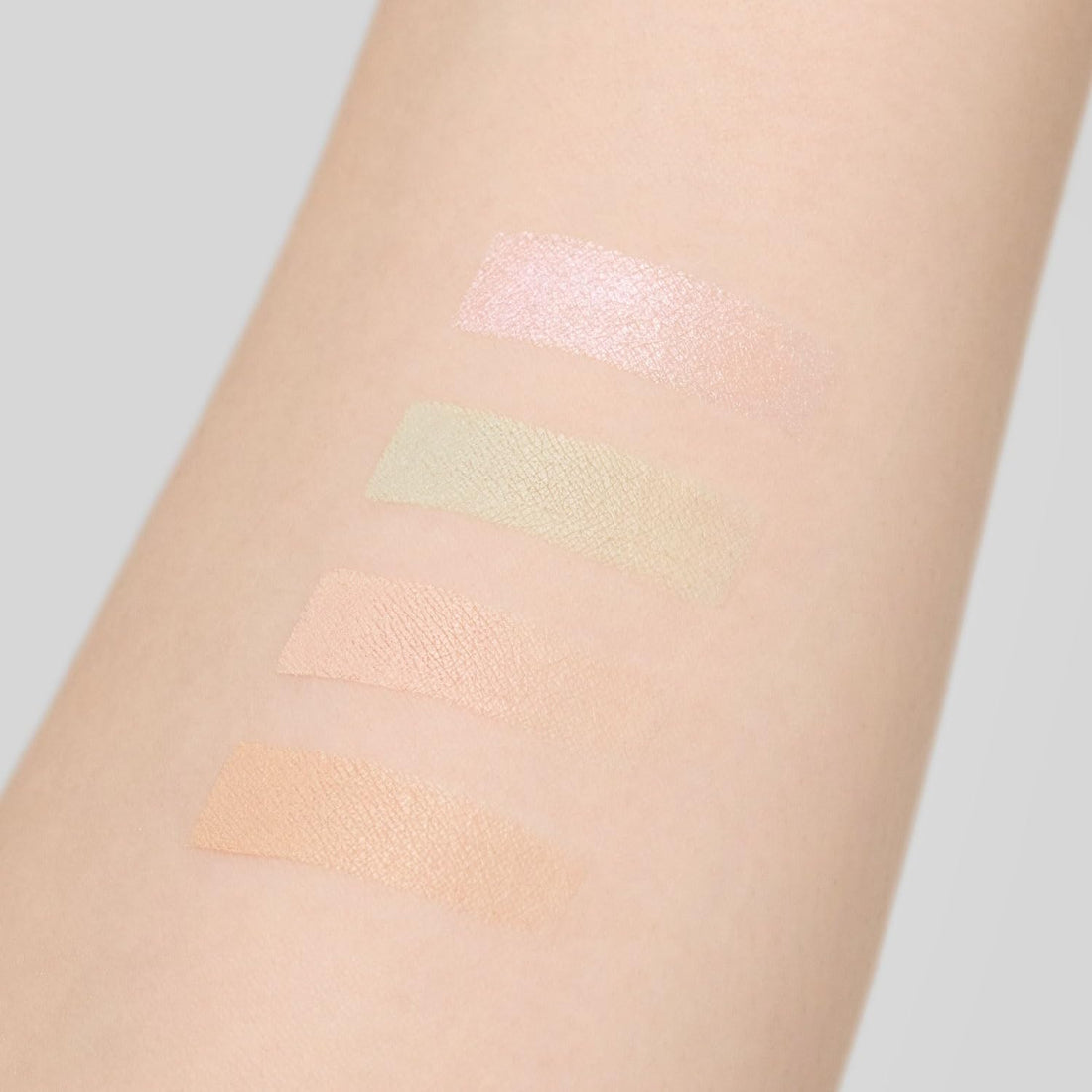 to/one Petal Float Flawless Touch Concealer 02 Redness Coverage