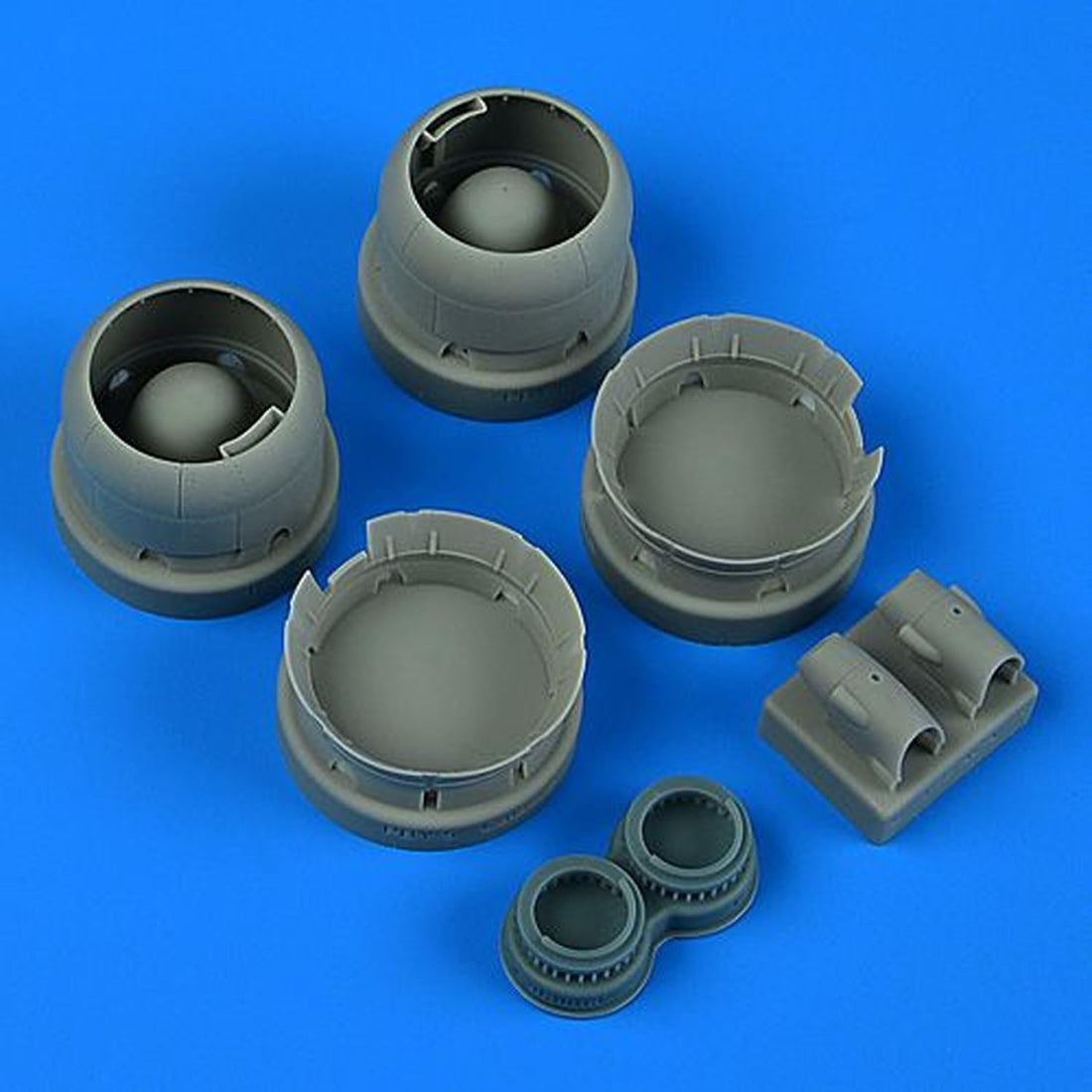 Quickboost PBY-5 Catalina Cowling with Cooling Flaps for Model Kits