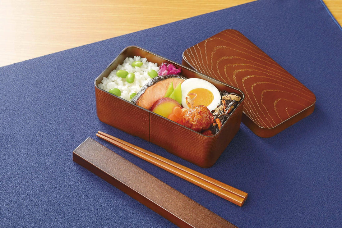 Kakusee Bento Box Traditional Style Rectangular 520ml with Chopsticks