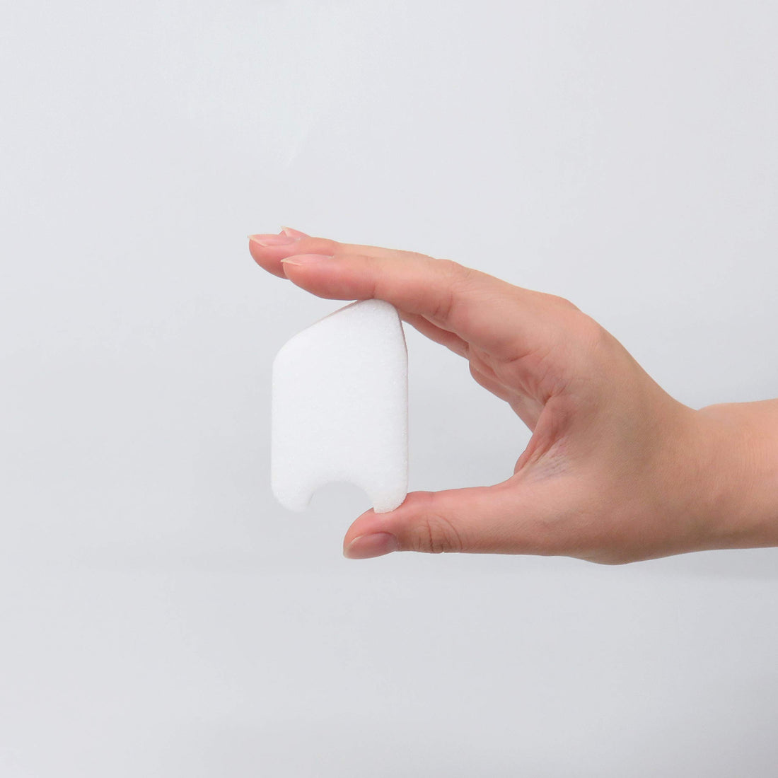 Touwasangyou Rira Care Pumice Stone Twins, White, 2 Count, Approx. 6 × 4 × 1.9 cm