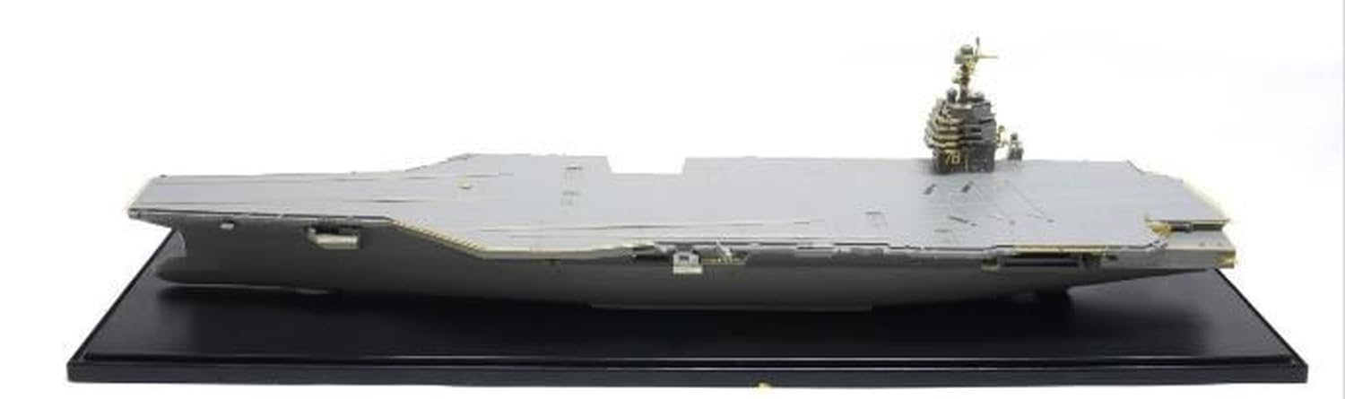 Artist Hobby 1/700 American Aircraft Carrier Gerald R Ford Model Kit