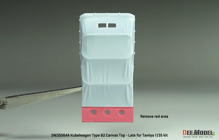 DEF.MODEL 1/35 Scale WWII German Kubelwagen Type 82 Soft Top Set