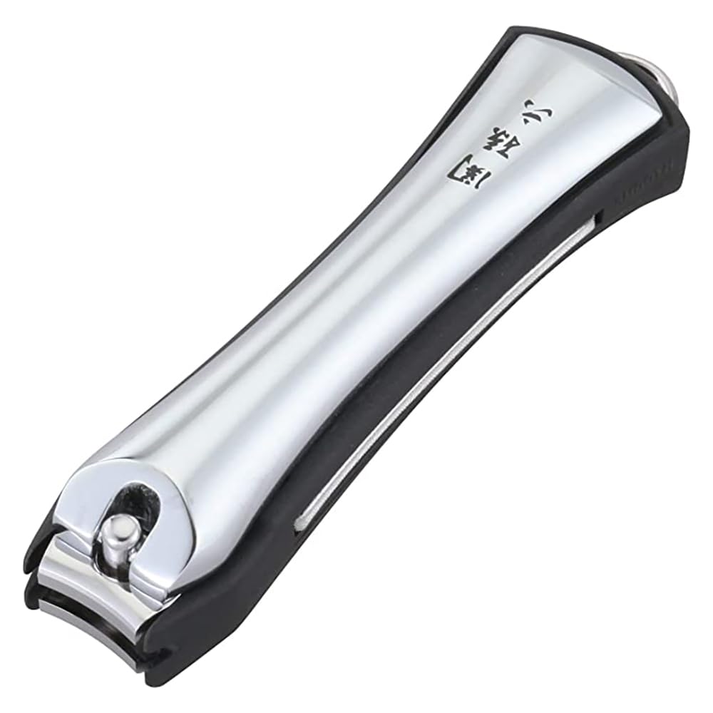 KAI Premium Nail Clipper with Smooth Cutting Edge Type102 M Size