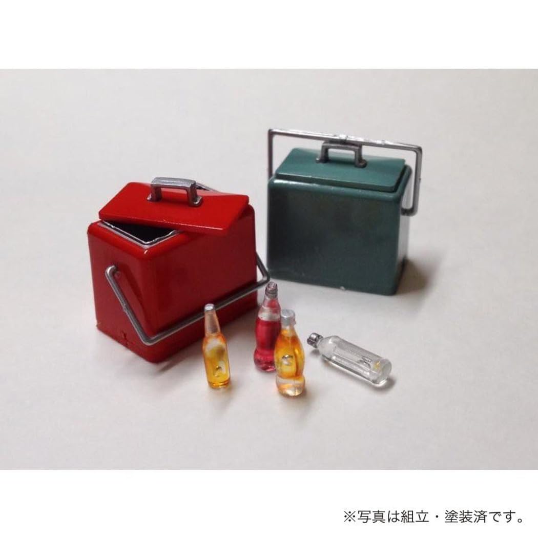 Asuka Model Vintage Cooler Box and Drink Set for 1/24 Scale Models