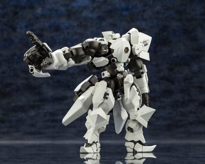 KOTOBUKIYA Hexa Gear Governor Heavy Armor Type Luke Plastic Model