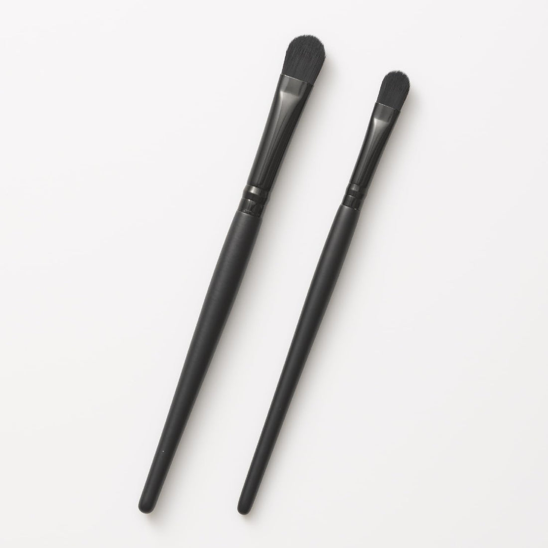 KAI Eye Shadow Brush Set for Precise Makeup Application
