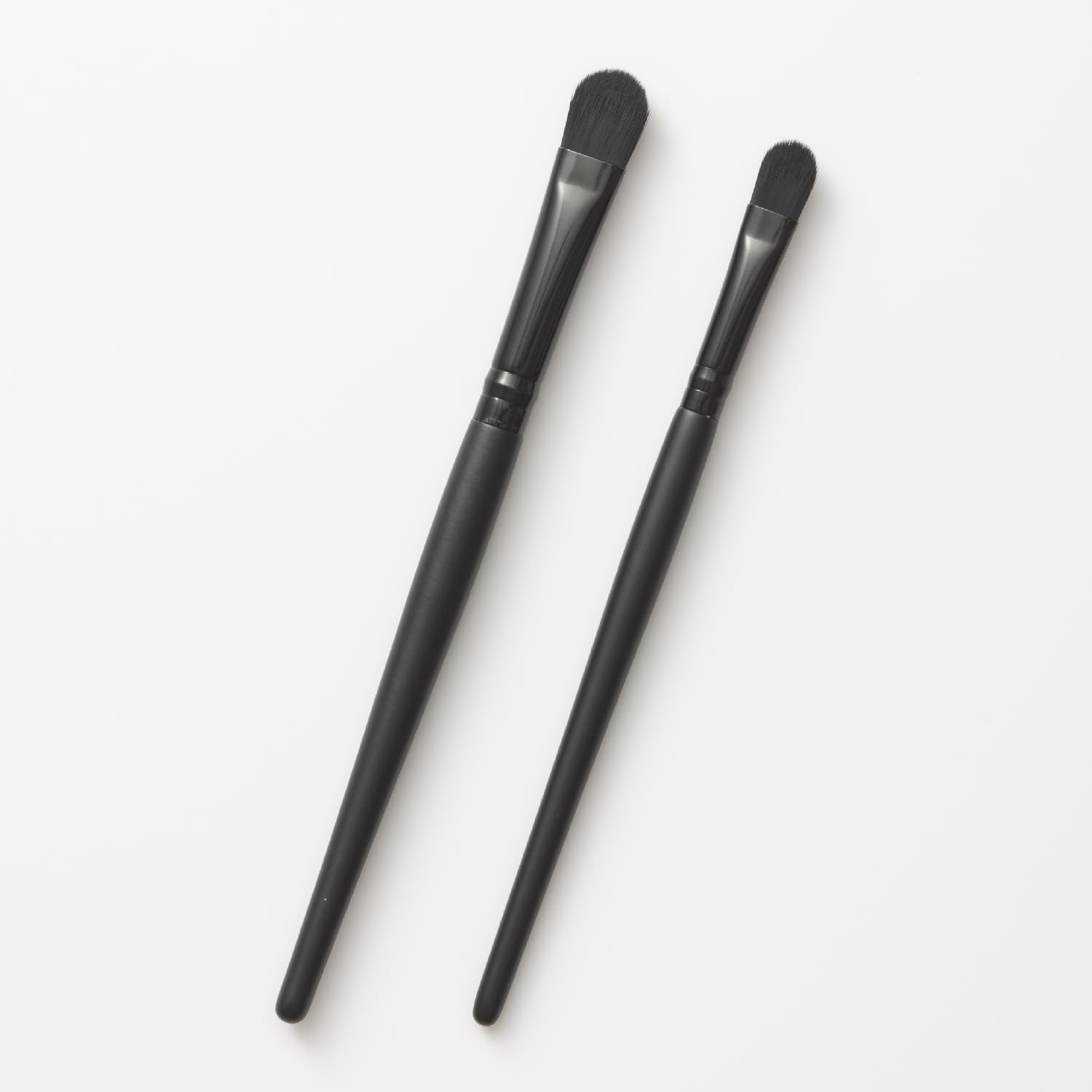 KAI Eye Shadow Brush Set for Precise Makeup Application