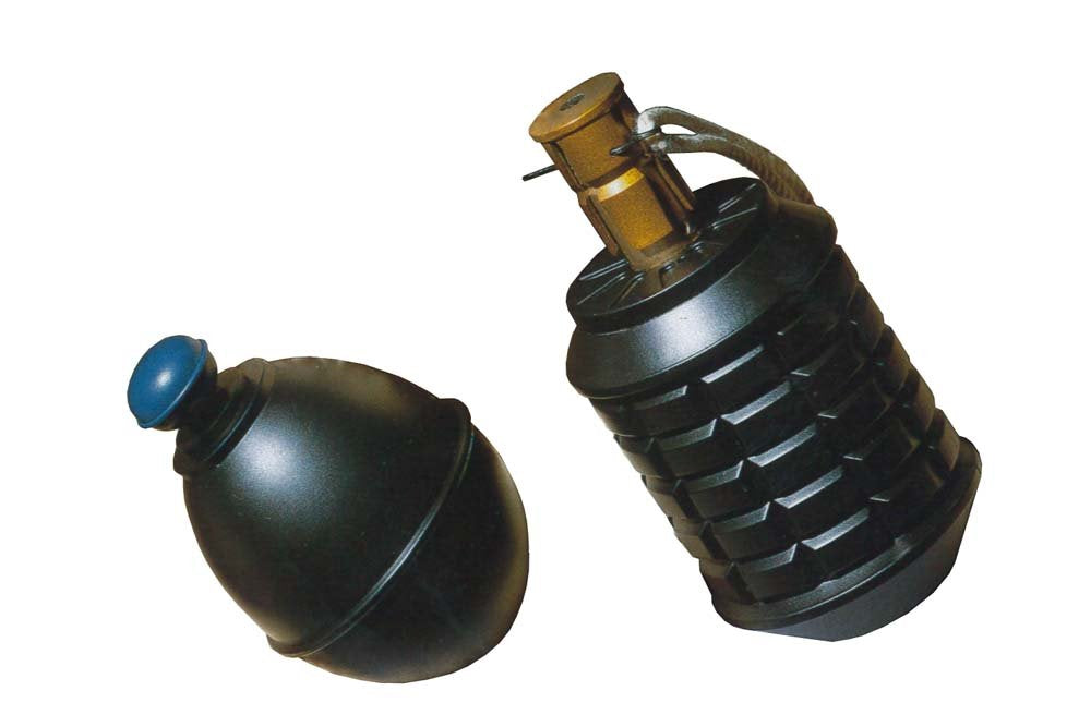 MICRO ACE Combat Series No.4 Japanese Army and German Grenade Model