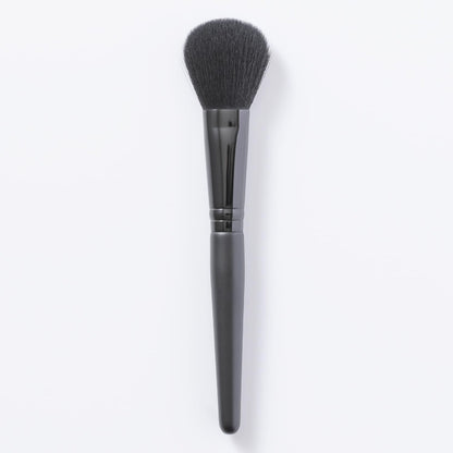 KAI Cheek Brush M for Flawless Makeup Application