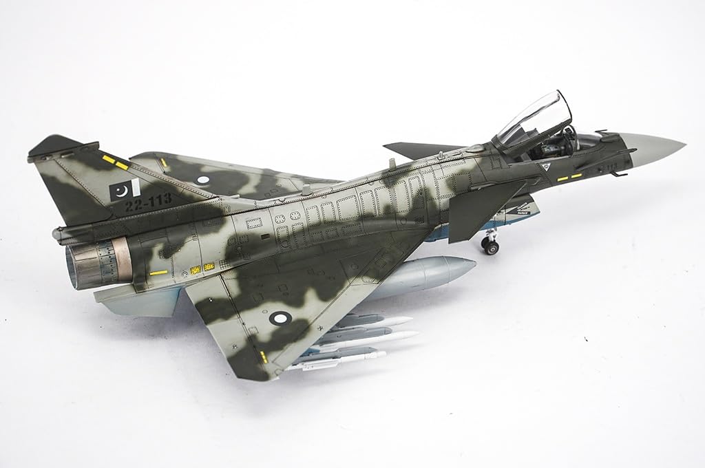 Trumpeter 1/72 Pakistan J-10CE and India Rafale EH Model Kit
