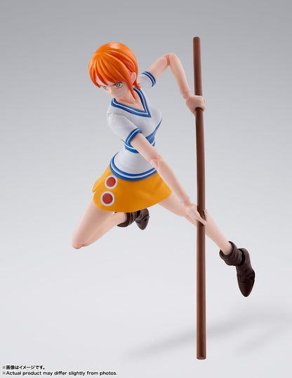 TAMASHII NATIONS S.H. Figuarts One Piece Nami Adventure Figure 140mm
