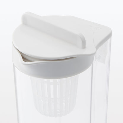 MUJI Water Pitcher with Strainer 2L for Refreshing Cold Water