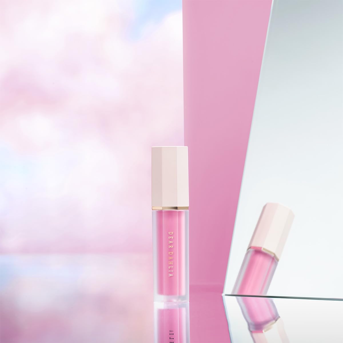 DEAR DAHLIA Petal Drop Liquid Blusher Moody 4g for a Natural Flush