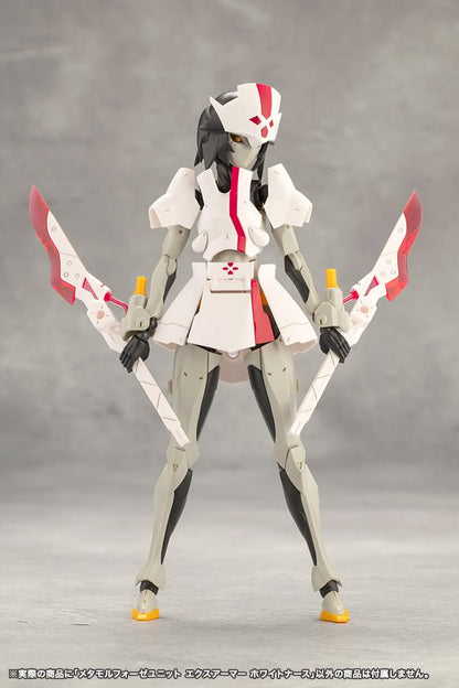 KOTOBUKIYA Megalomania Metamorphosis Unit Ex-Armor White Nurse Model Kit