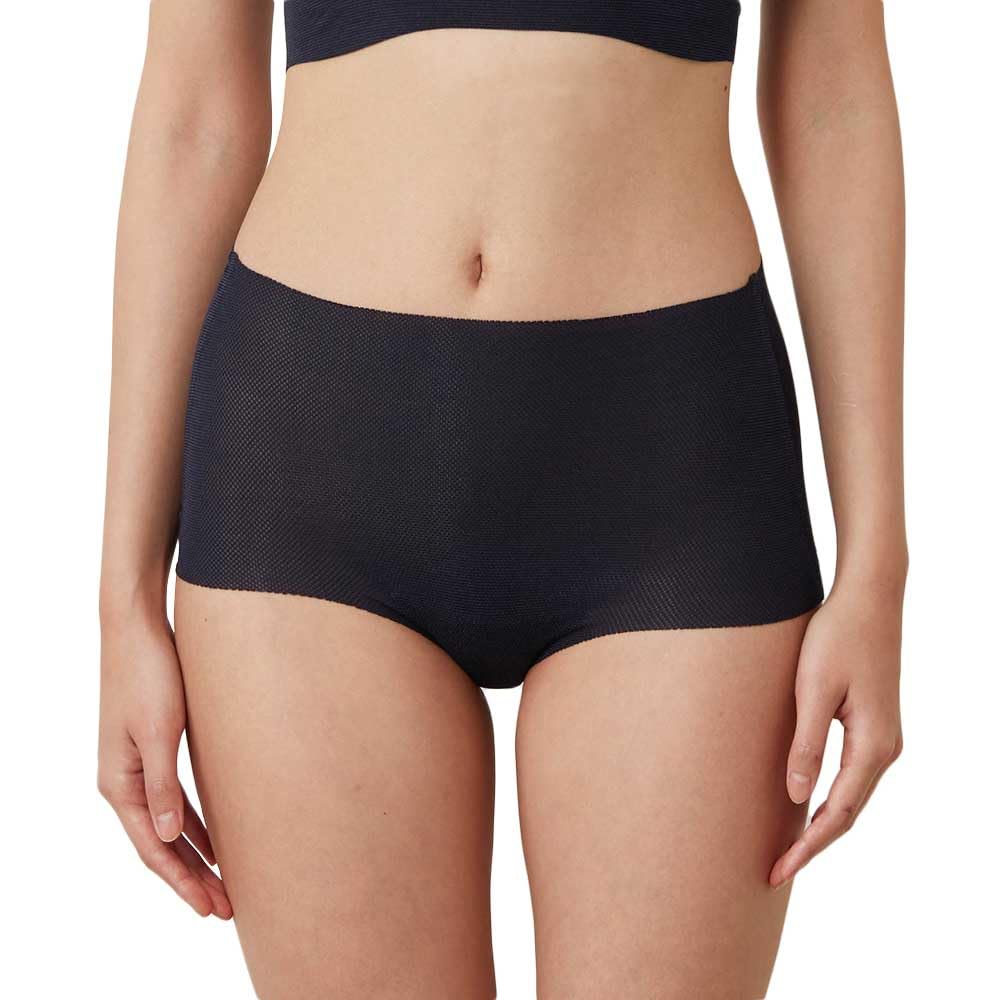 GUNZE Seamless Cool Mesh Shorts for Ultimate Comfort