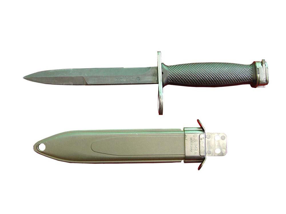 MICRO ACE 1/1 Scale M16 M7 Bayonet Model Kit with Rubber Blade