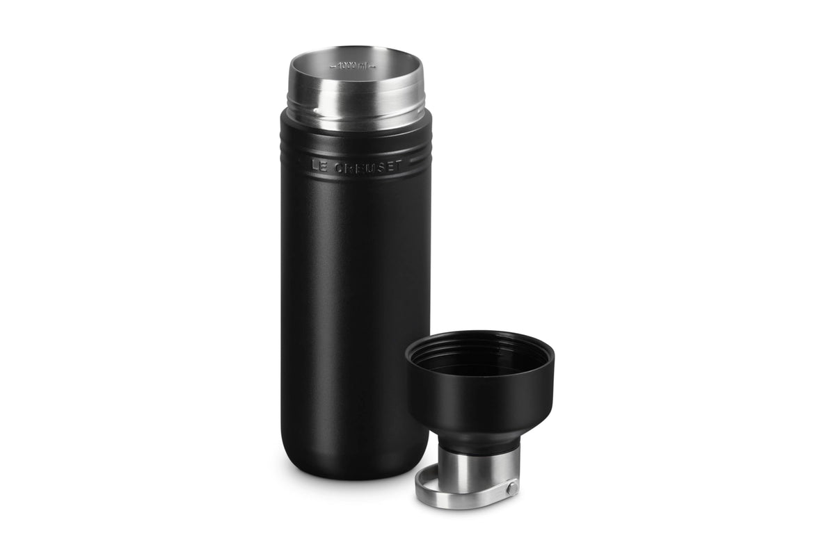 Le Creuset Bottle 1000ml Vacuum Insulated Matte Black for On-the-Go