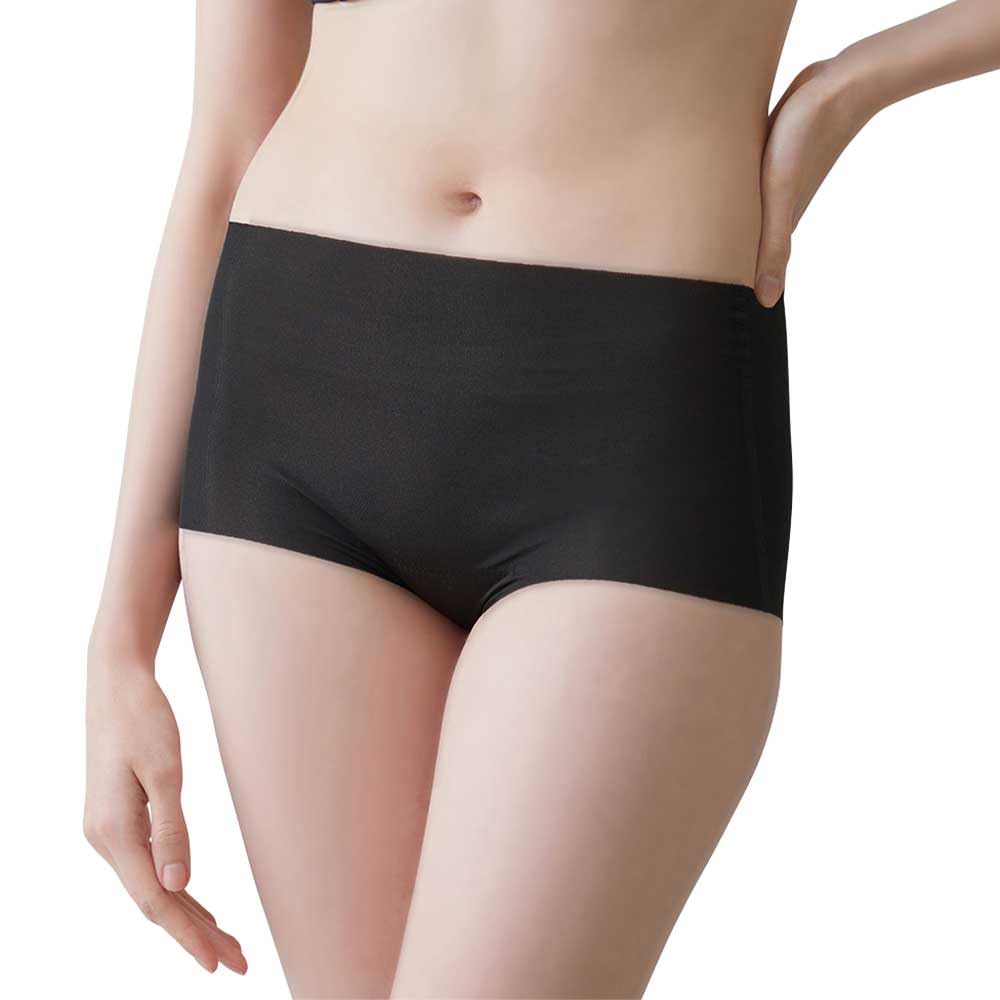 GUNZE Seamless Cool Shorts for Comfortable All-Day Wear