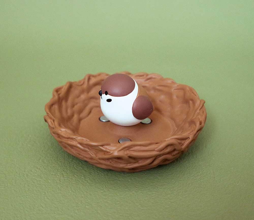 Decole Japanese Bird Nest Clip Holder Shima Enaga Cute Desk Accessory