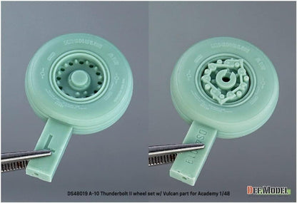 DEF.MODEL 1/48 Scale A-10 Thunderbolt II Wheel Set with GAU-8 Gun Port