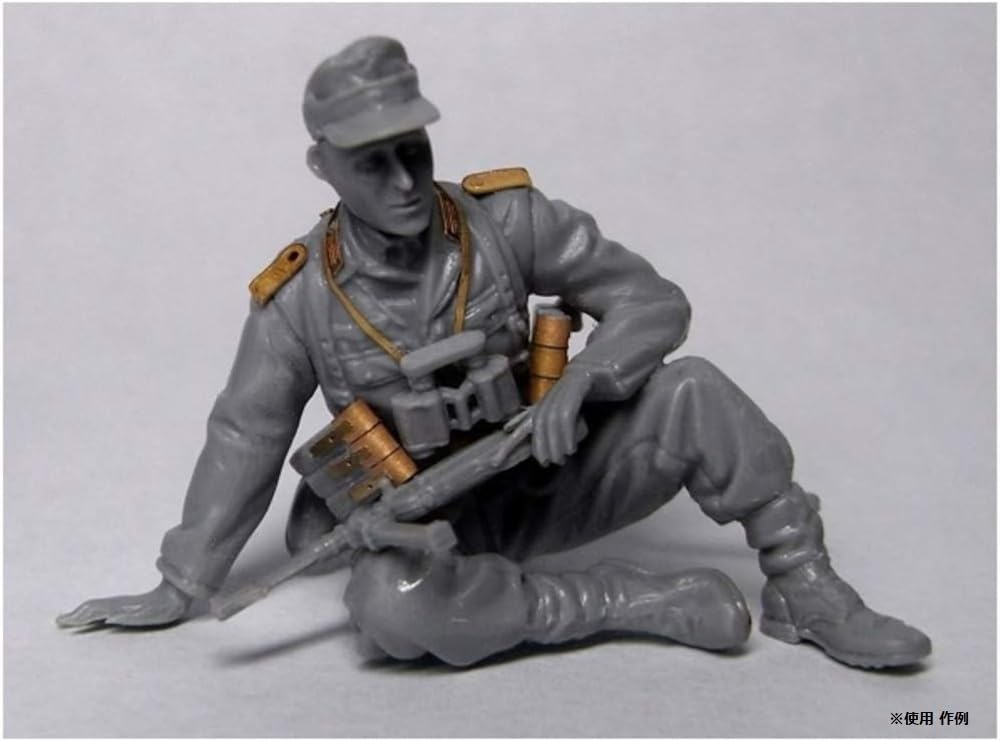 Passion Models 1/35 WWII German Gear and Decal Set for Model Kits