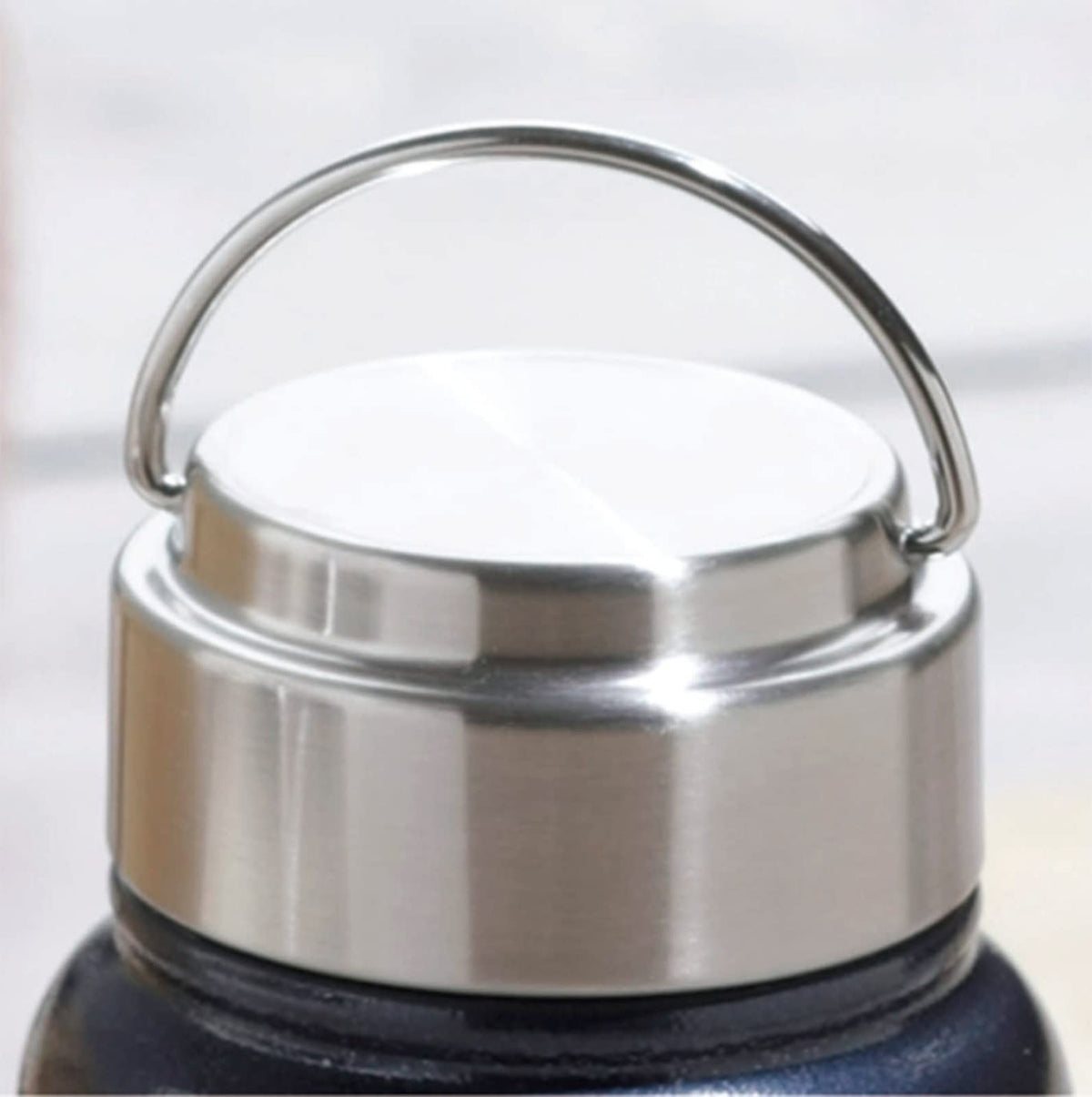 Kakusee Navy Mag Bottle 550ml for Everyday Hydration