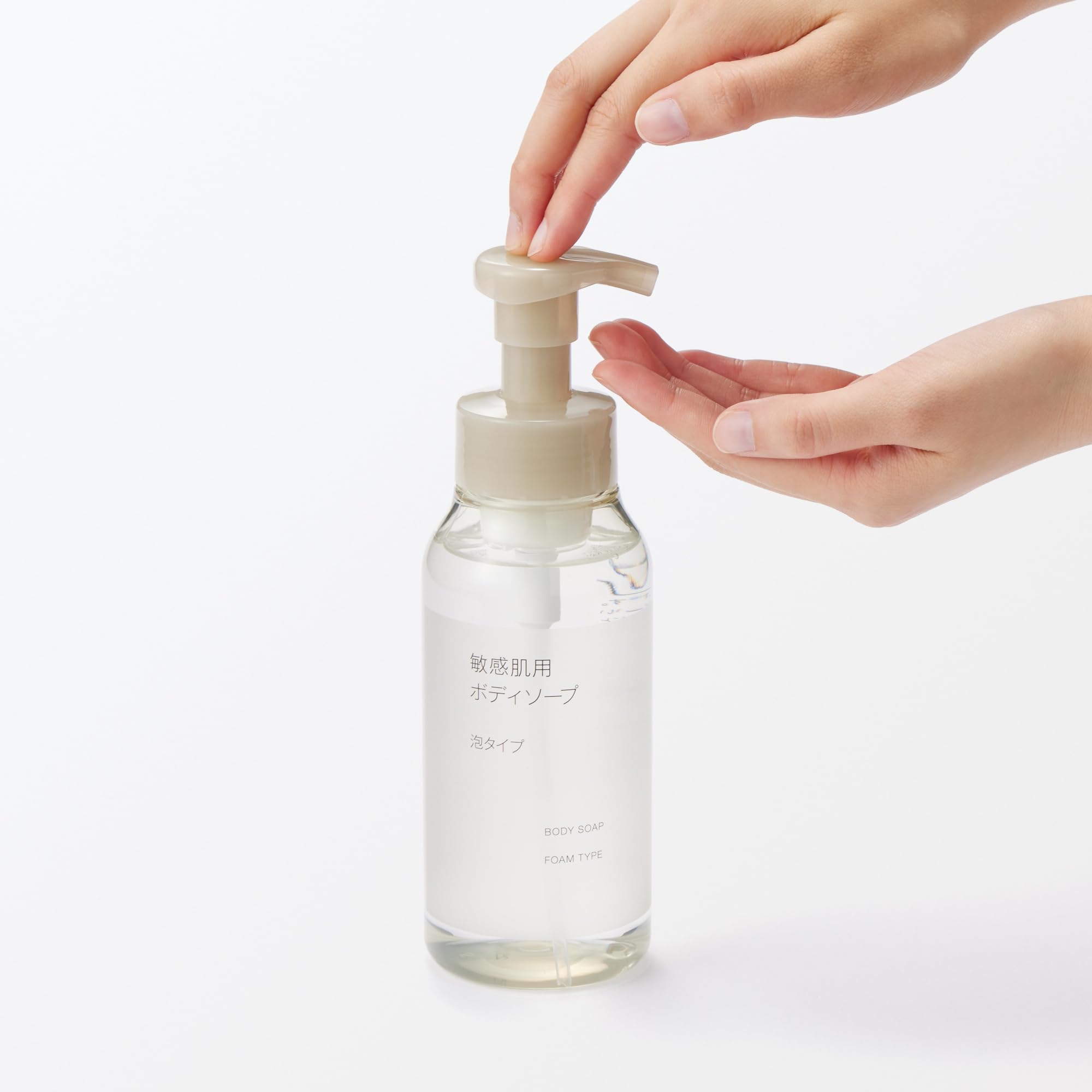 Mujirushiryouhin Foaming Body Soap for Sensitive Skin 400mL