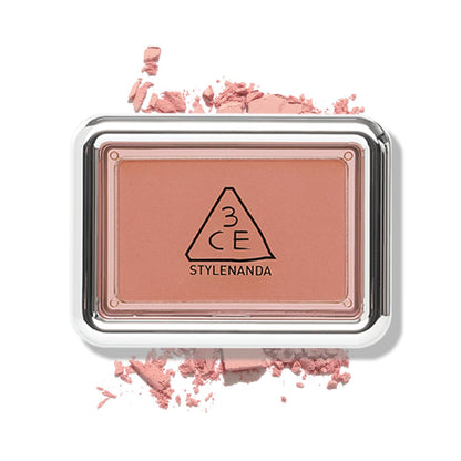 3CE Face Blusher Slide Slowly Powder for a Natural Glow