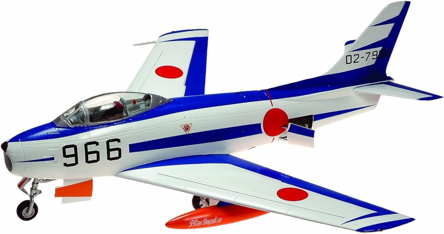 DOYUSHA 1/72 Scale F-86F Sabre Blue Impulse Model Kit