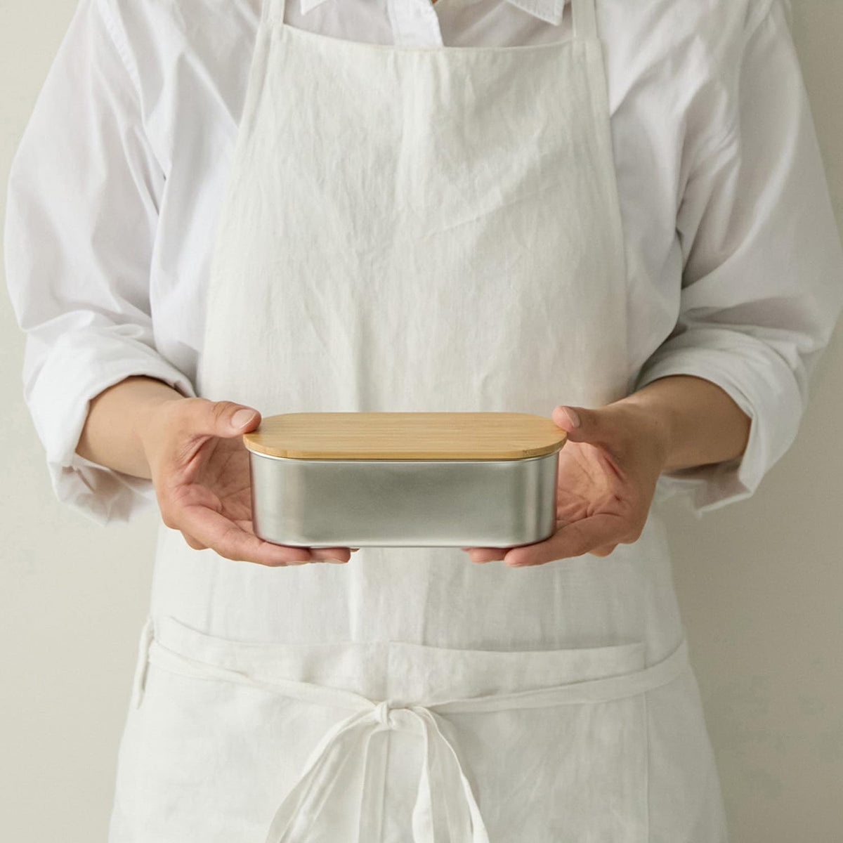 nonoji Stainless Steel Slim Lunch Box with Natural Wood Lid