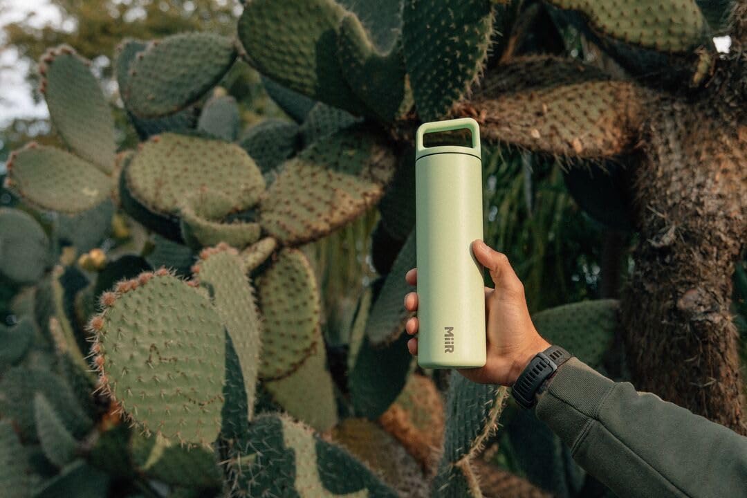 MiiR Wide Mouth Bottle 20oz Vacuum Insulated Cactus Green