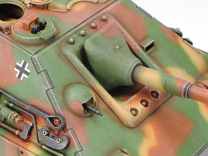 TAMIYA 1/35 Scale Model German Jagdpanther Late Production Kit