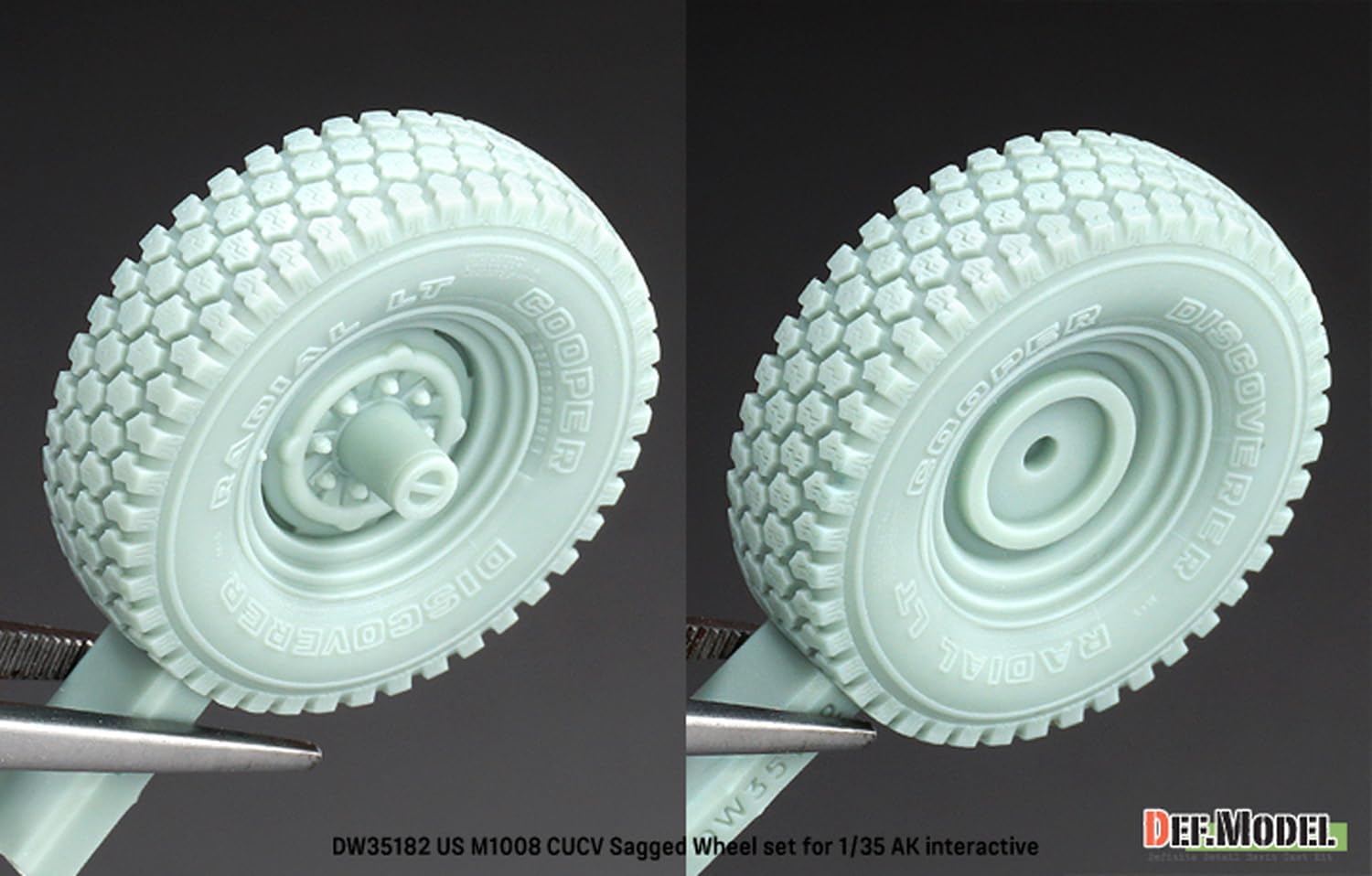 DEF.MODEL 1/35 Scale Model Tire Set for M1008 CUCV Vehicles
