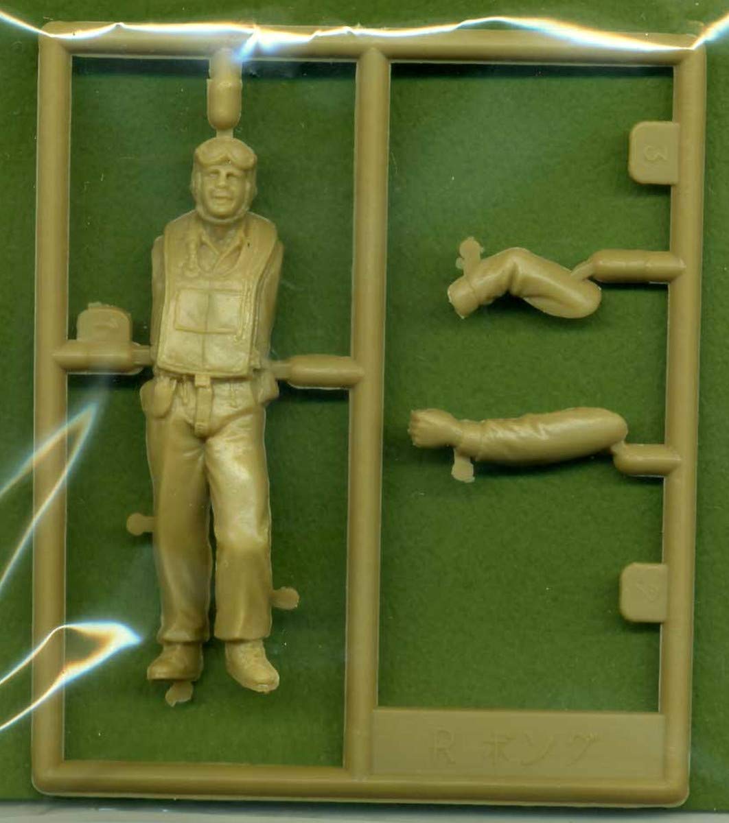 FineMolds 1/32 Scale Pilot Figure Richard I Bong Model Kit Part