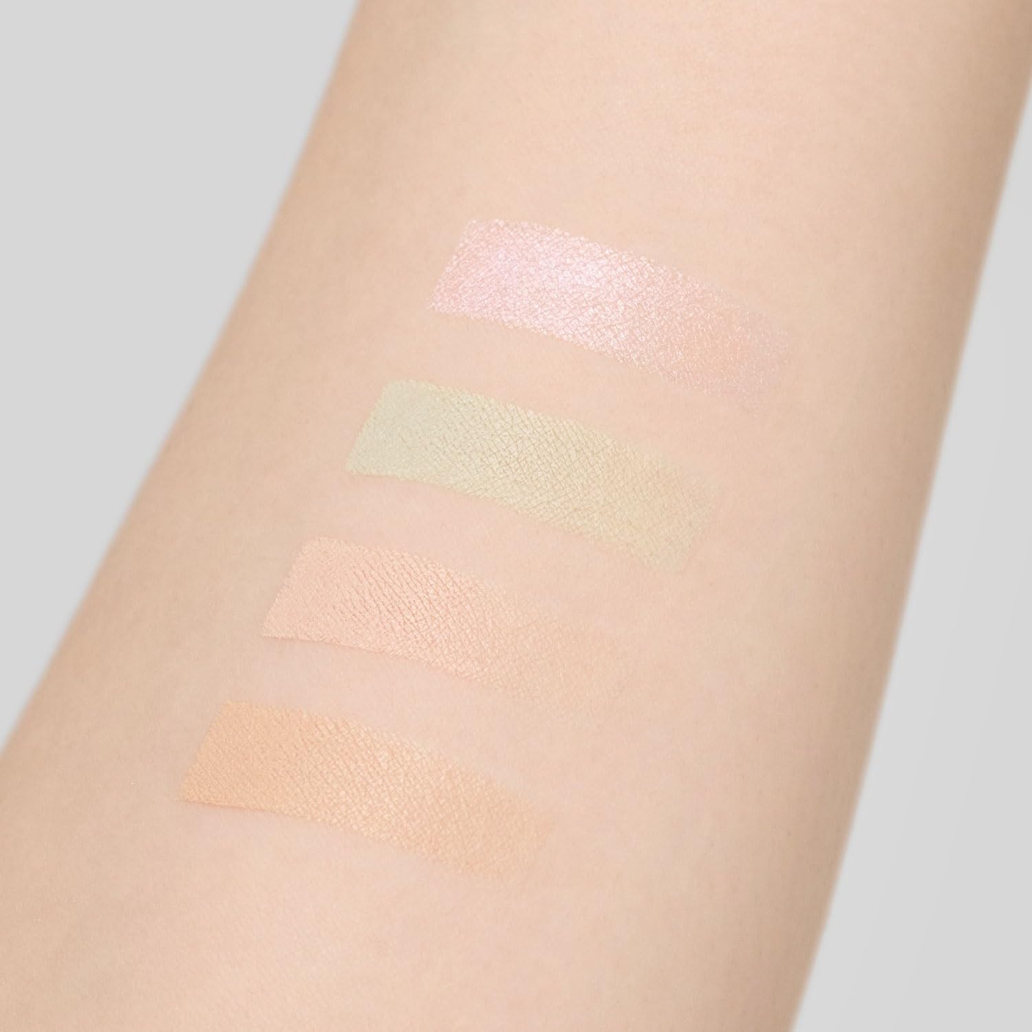 to/one Petal Float Flawless Touch Concealer 02 Redness Coverage