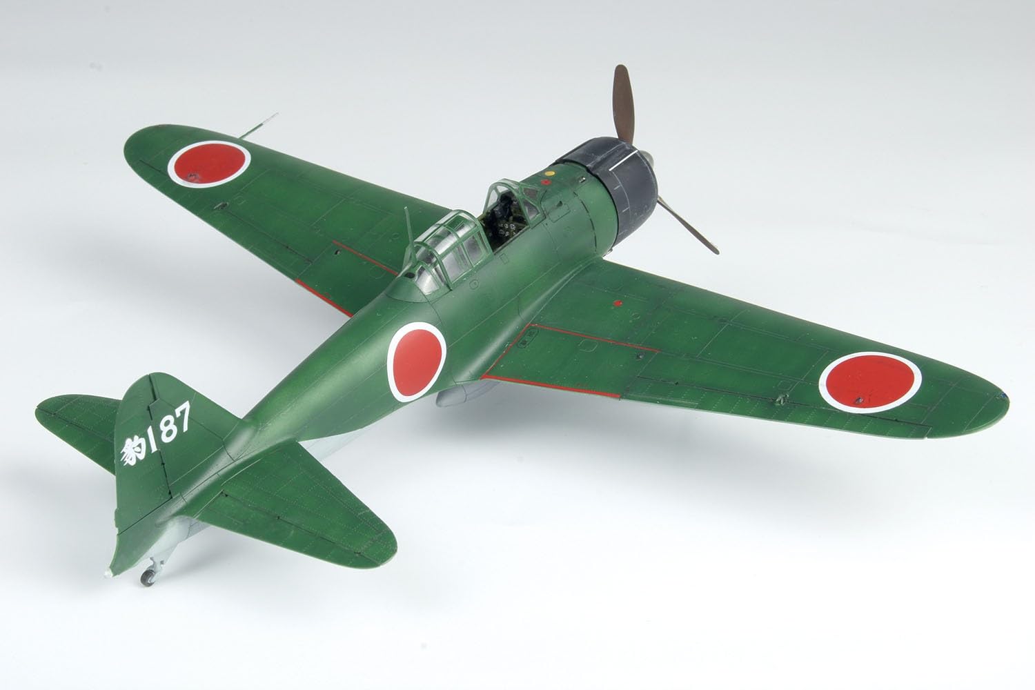 PLATZ 1/48 Scale Model Kit of WWII Japanese Navy Zero Fighter Type 21