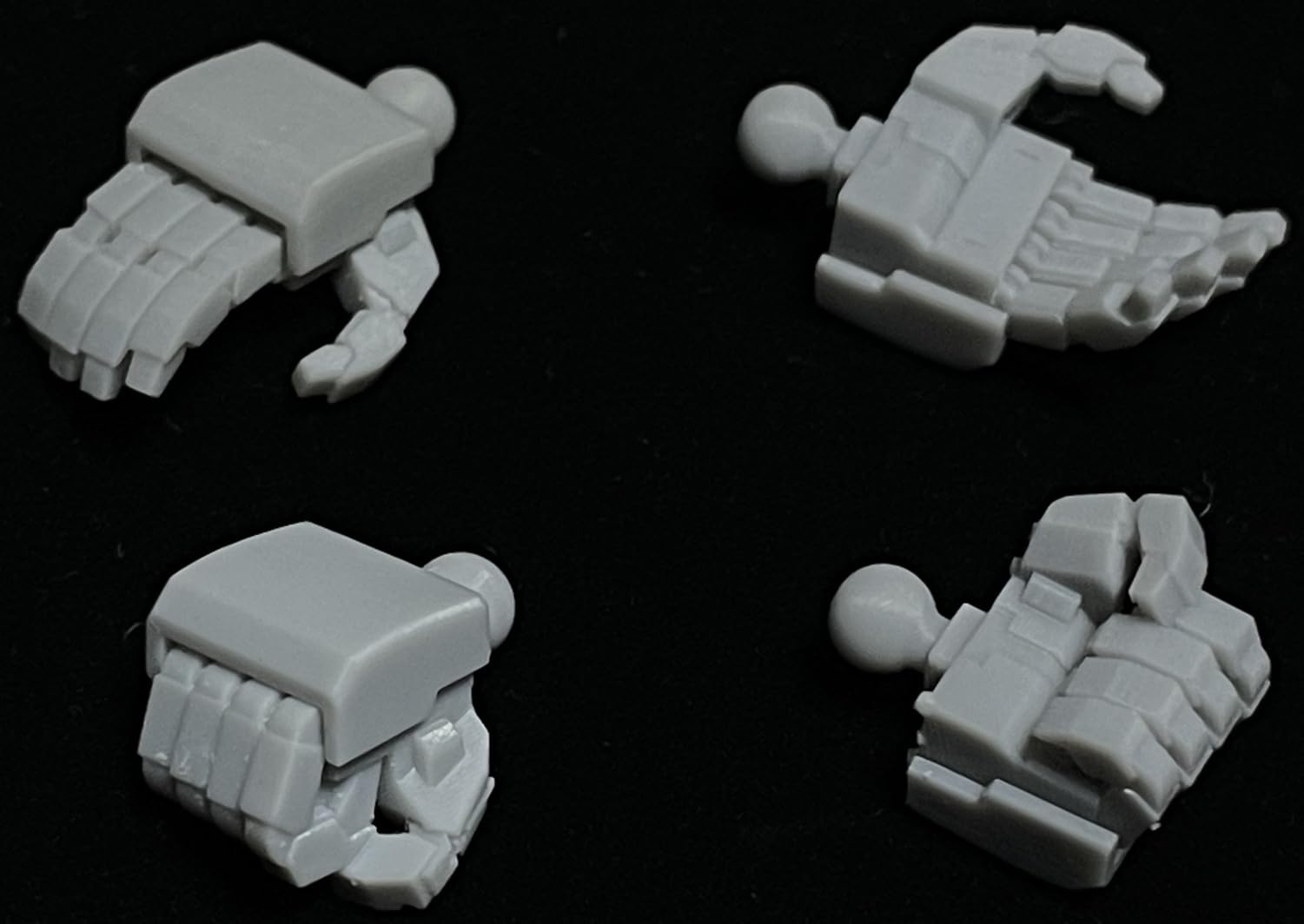 Idola Solid Hand M Size 1/144 Scale Model Kit Parts for Collectors