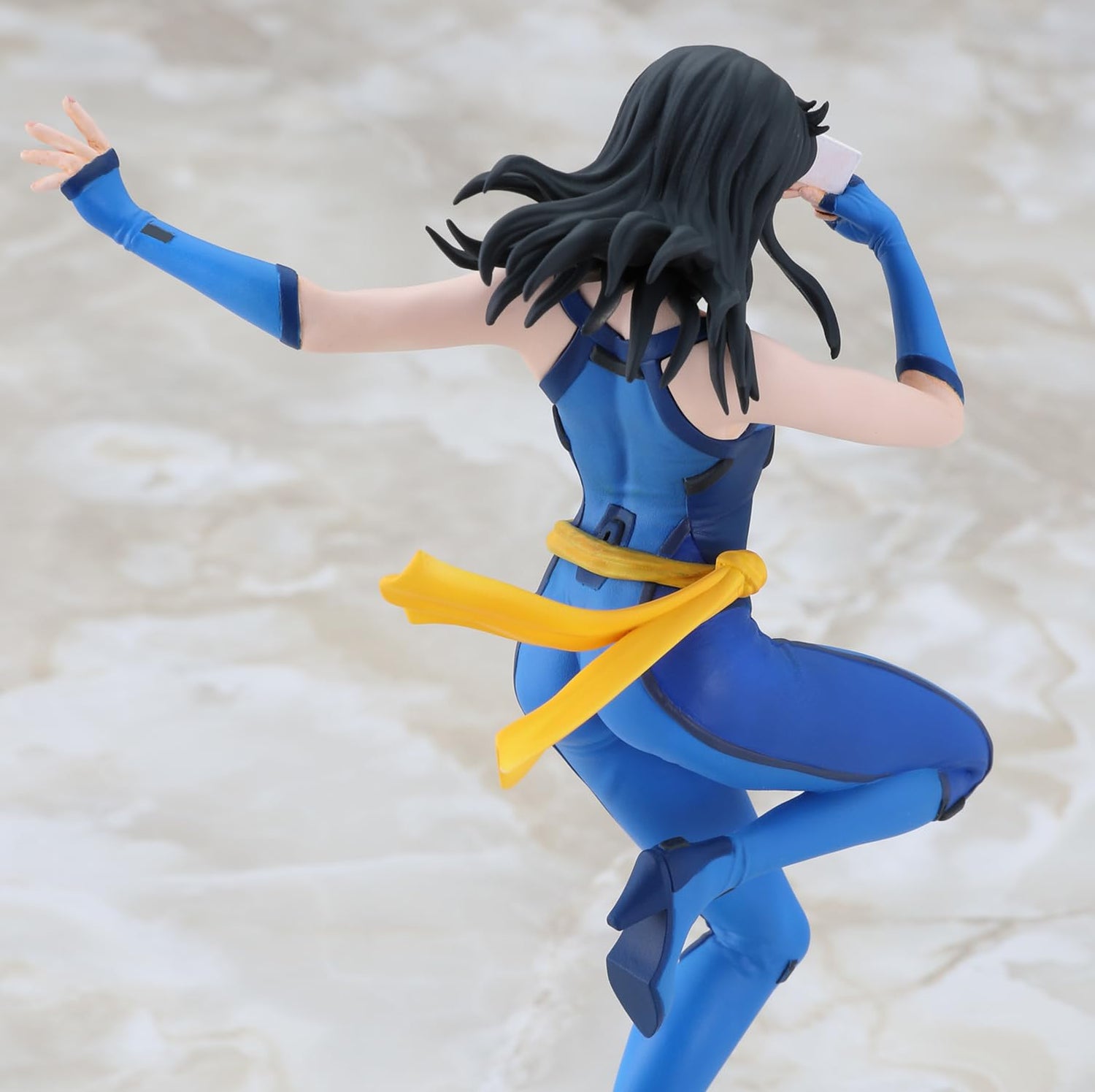 Hasegawa Cats Eye Kirishima Hitomi 1/12 Scale Unpainted Resin Figure