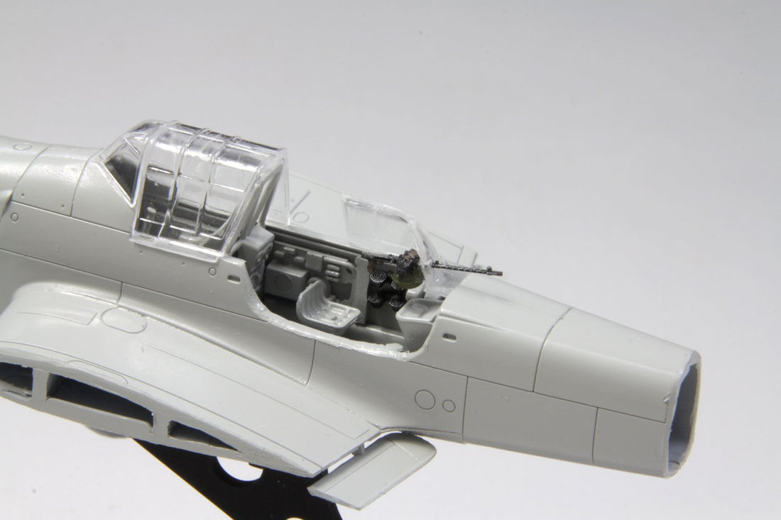 FineMolds 1/72 MG15 Gun Model Parts for Aircraft Enthusiasts
