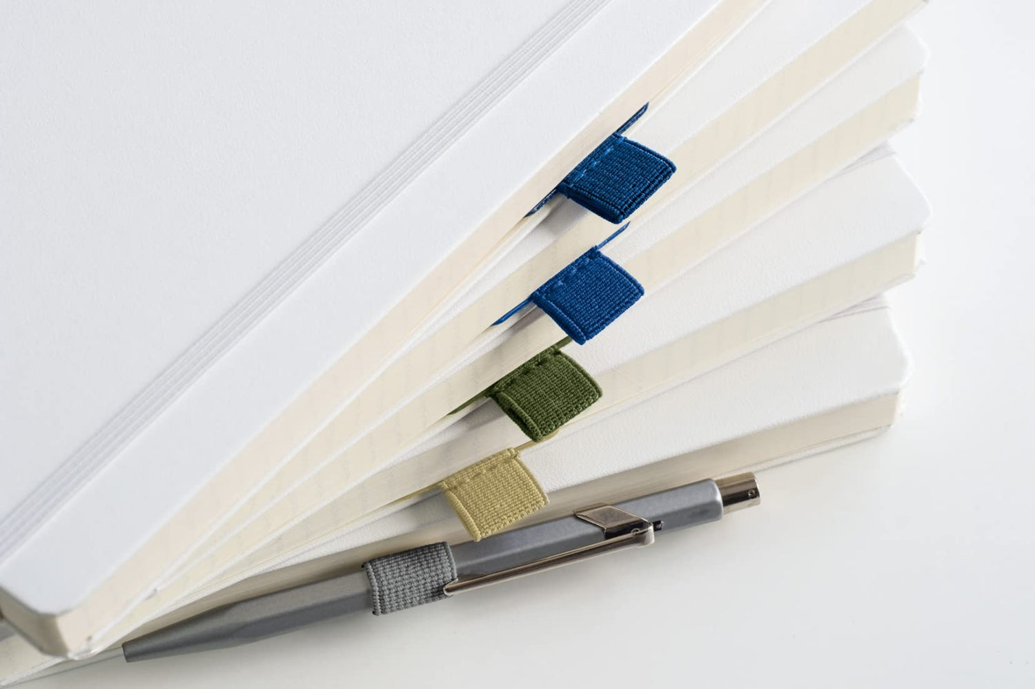 Leuchtturm Pen Holder Sage for Organized Writing