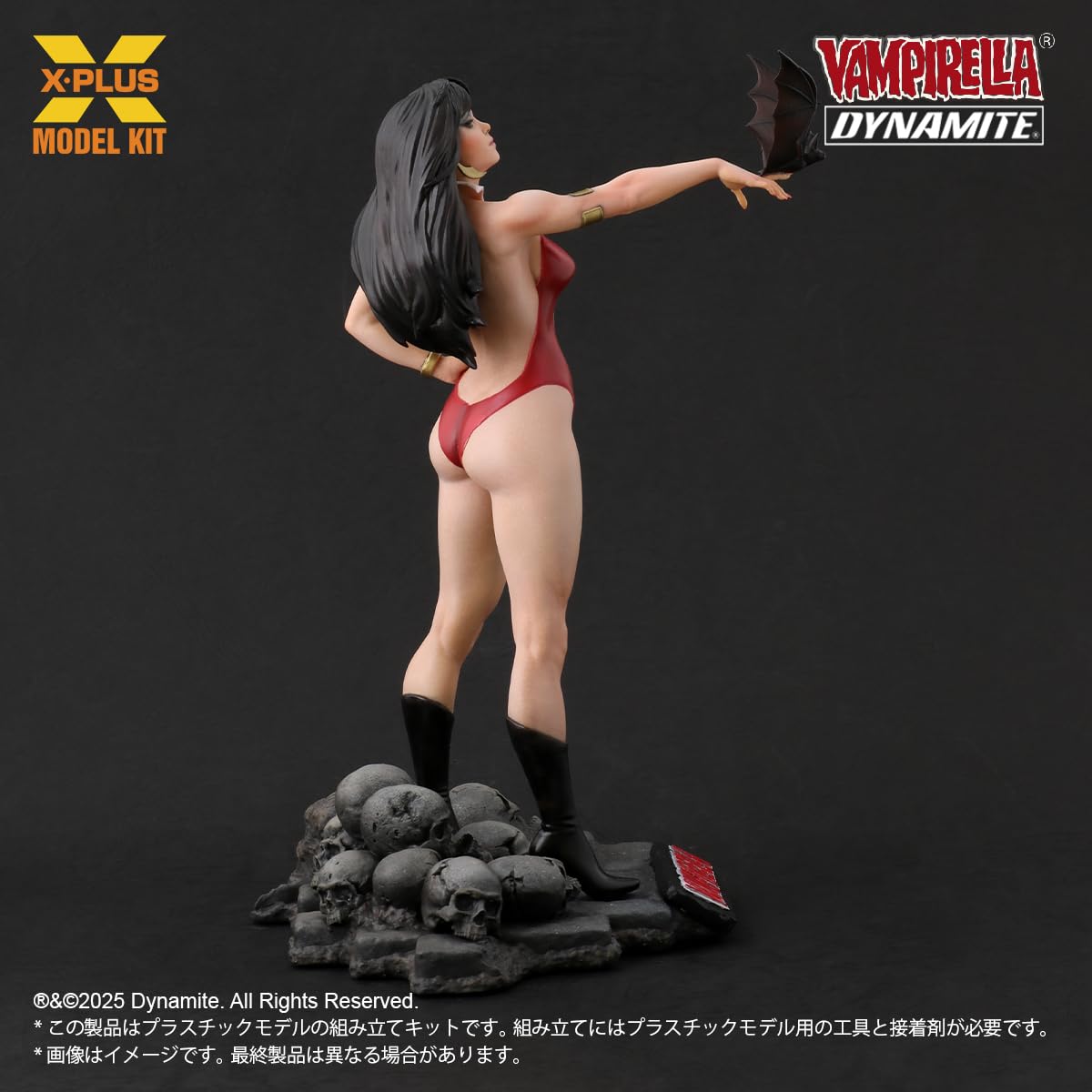 X PLUS Vampirella Jose Gonzalez Edition 1/8 Scale Plastic Model Kit