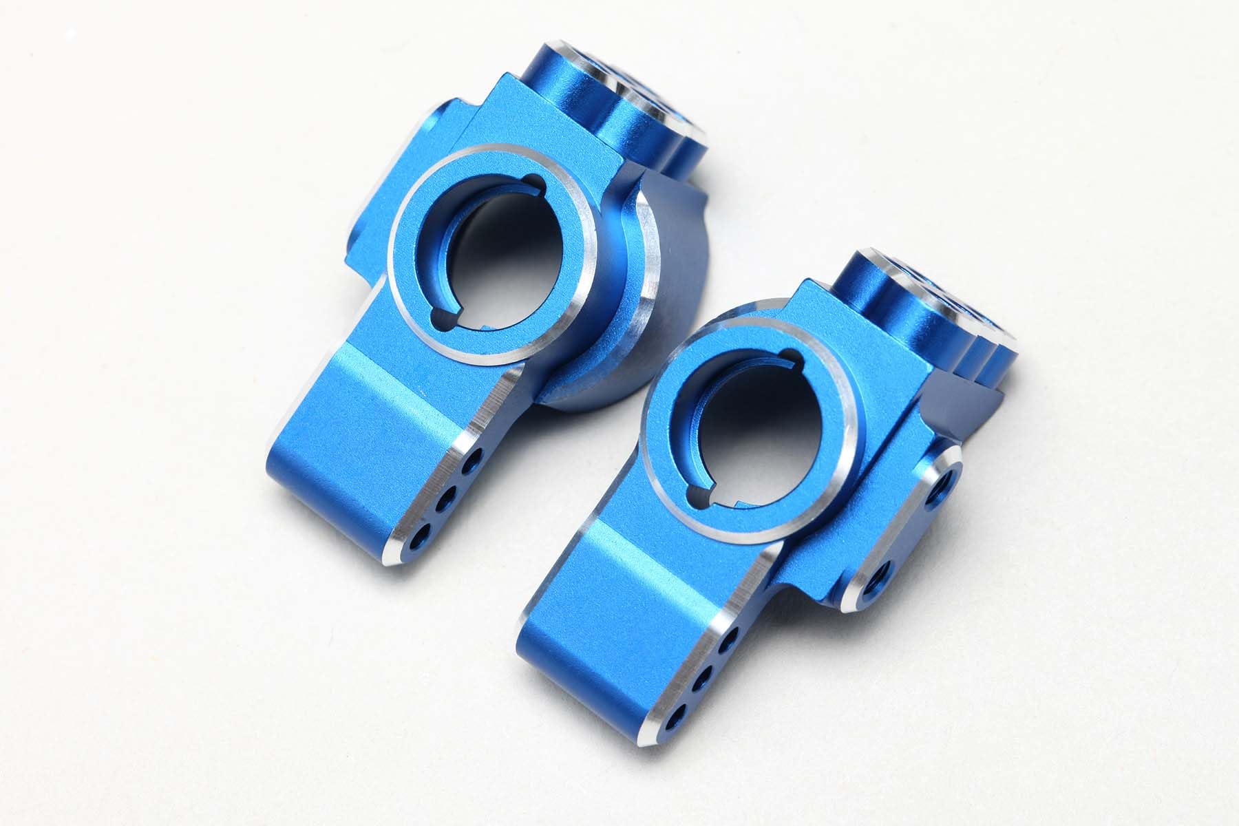 YOKOMO Aluminum Rear Hub Carrier for RD2.0 and SD3.0 Models