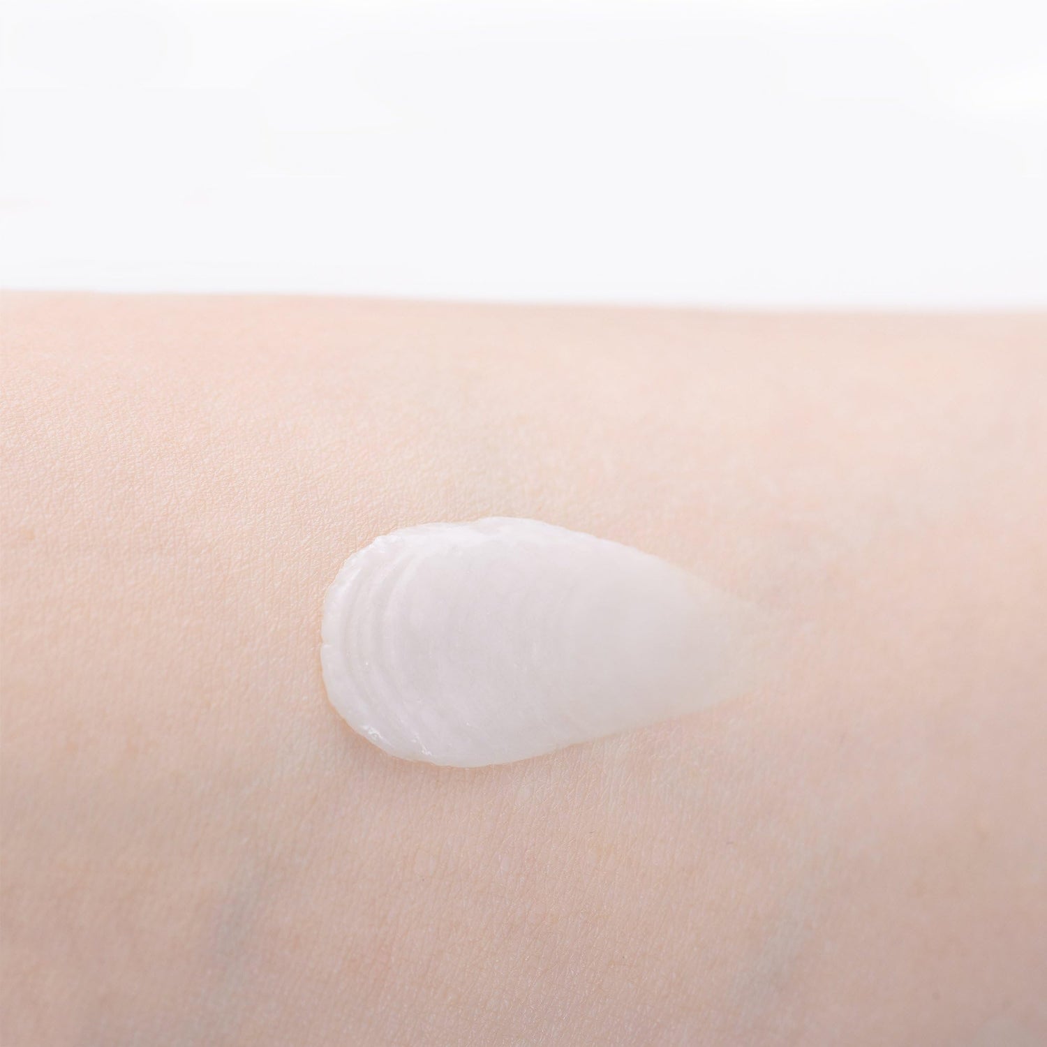 AYAKA Wrinkle Cream 30g Japanese Skincare for Dryness and Texture