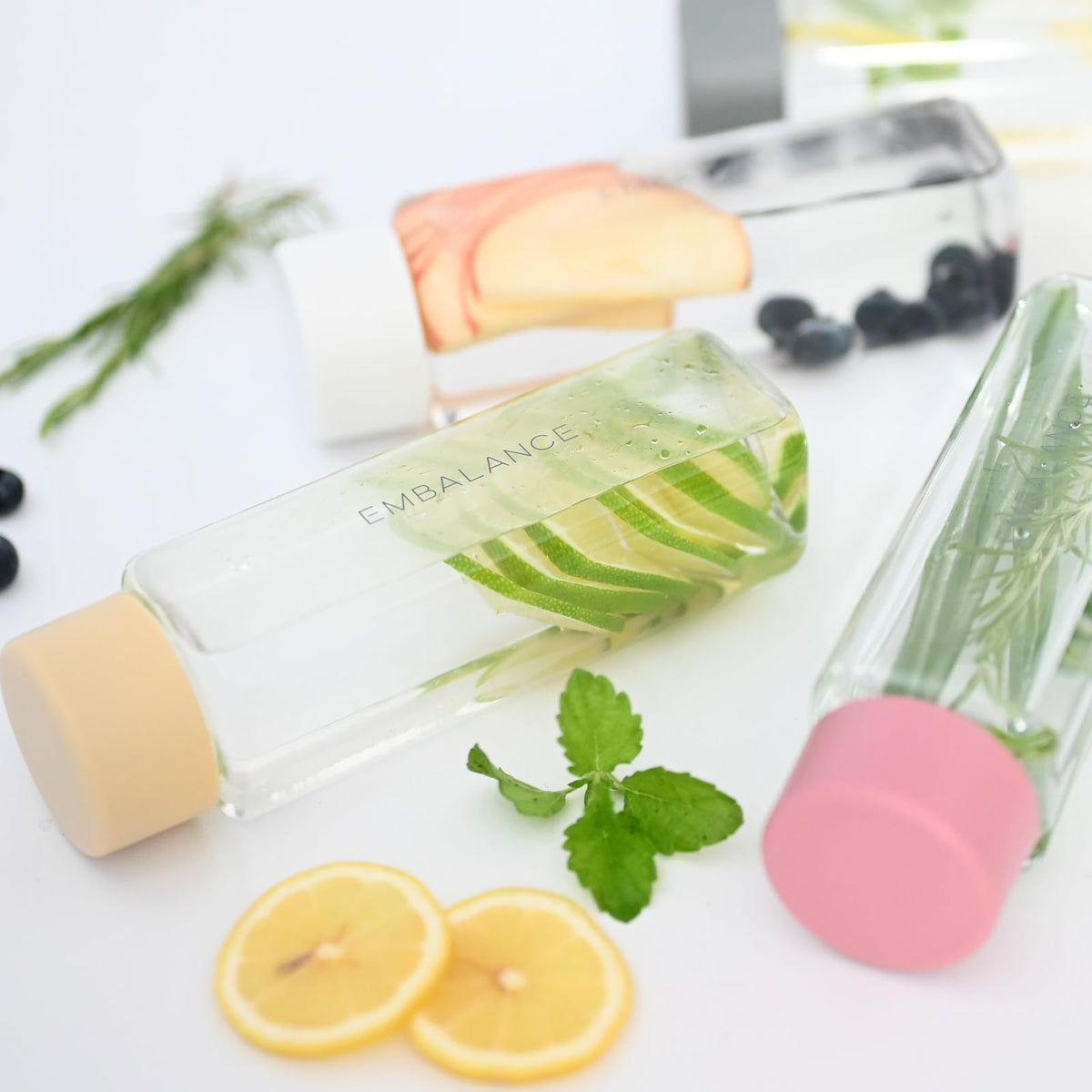 Wilmax Plastic Drink Bottle Embalance Mimosa 400ml for Daily Use