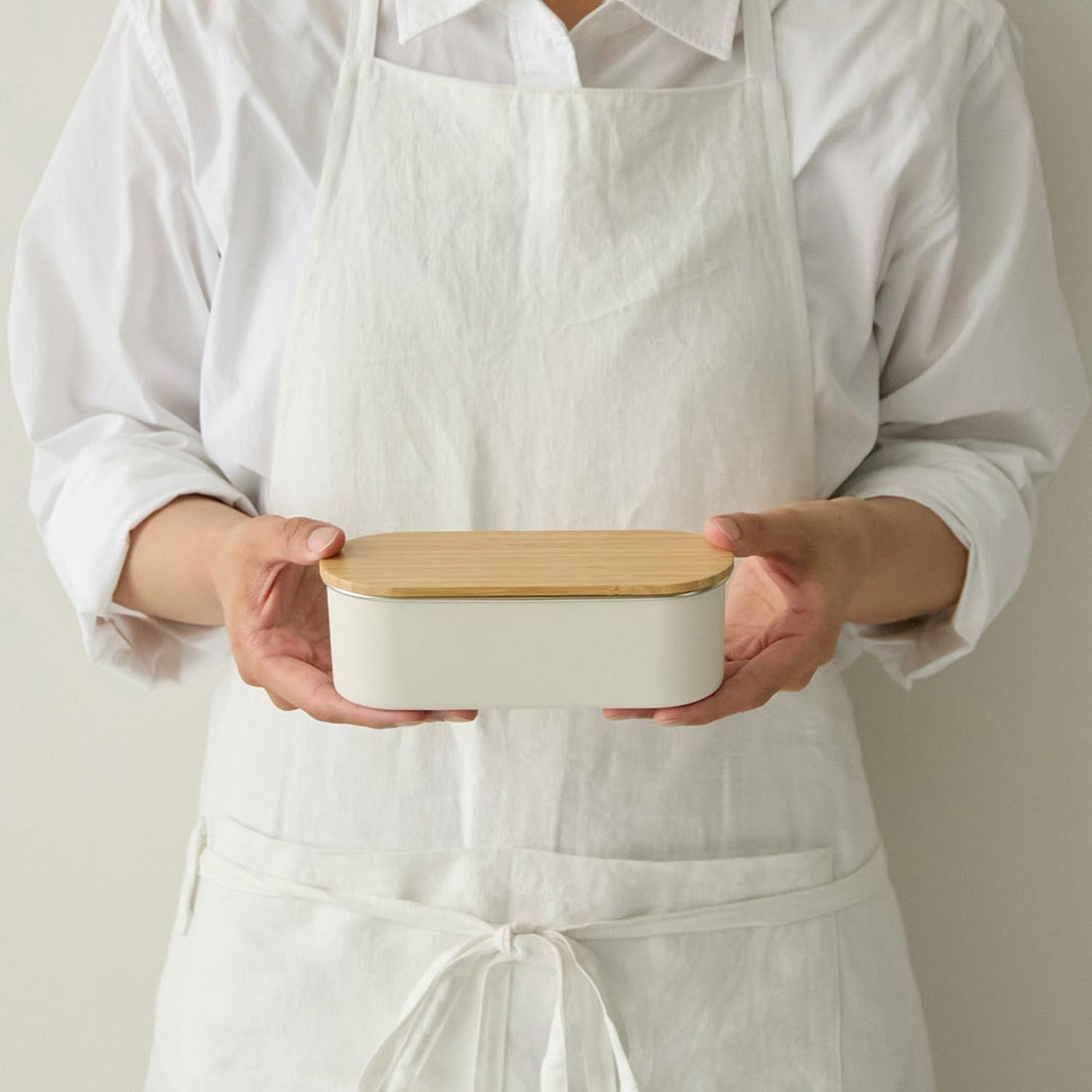 nonoji Stainless Slim Lunch Box with Natural Wood Lid