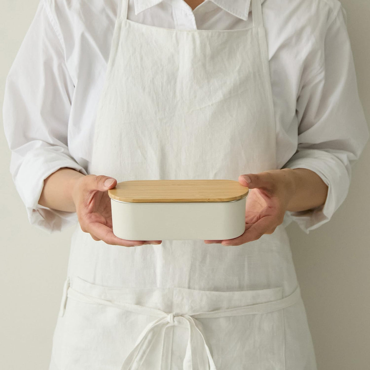 nonoji Stainless Slim Lunch Box with Natural Wood Lid