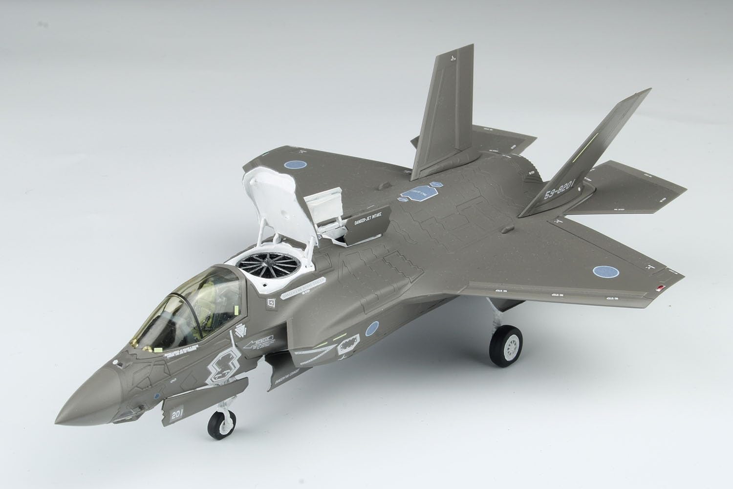 PLATZ 1/72 Japan Air Self-Defense Force F-35B Lightning II Model Kit