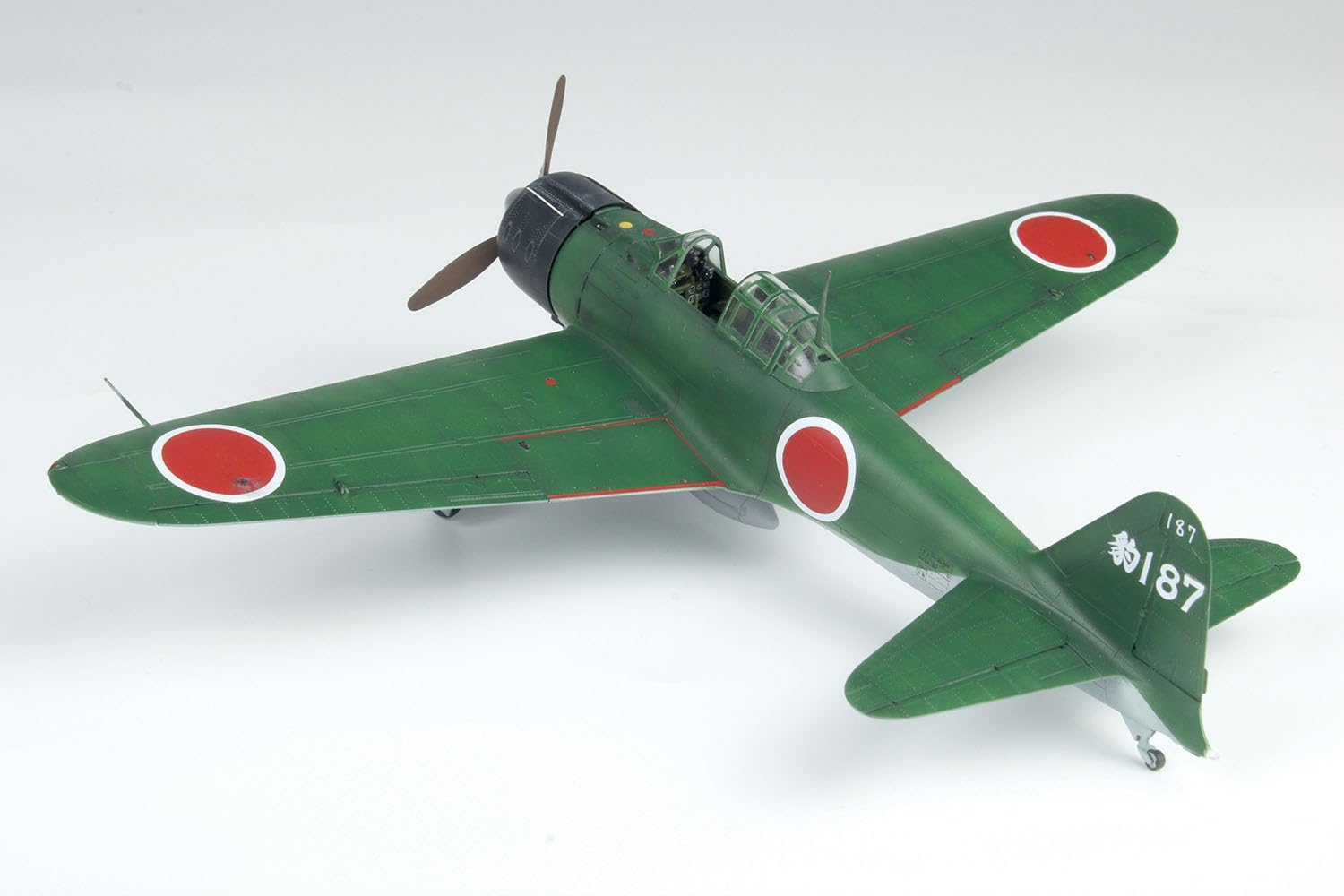PLATZ 1/48 Scale Model Kit of WWII Japanese Navy Zero Fighter Type 21