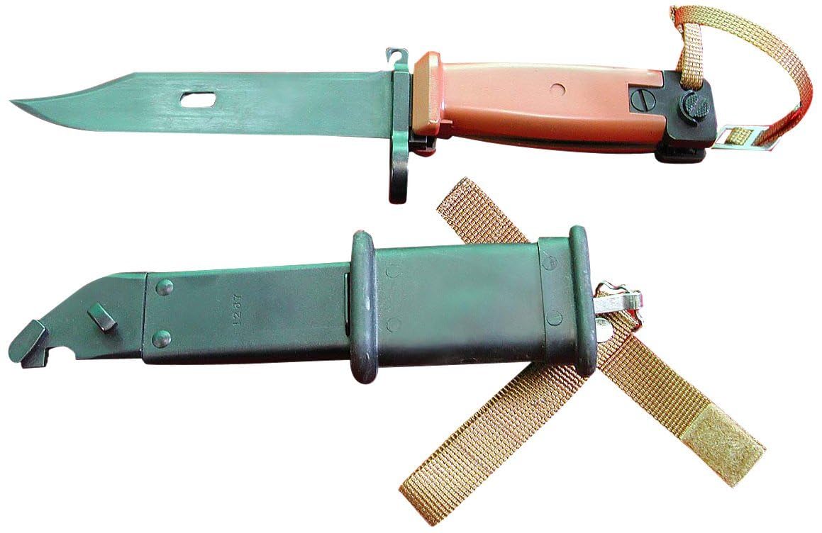 MICRO ACE 1/1 Combat Series No.8 AK74 Bayonet Rubber Blade Model Kit