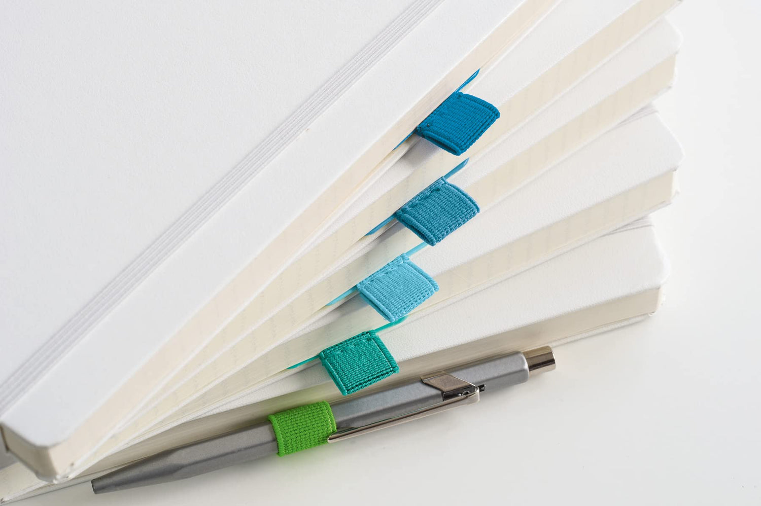 Leuchtturm Pen Holder Sage for Organized Writing